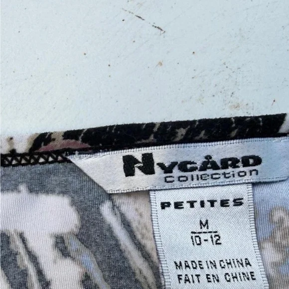 Y2k Abstract Print V-Neck Women's Top - Picture 3 of 5